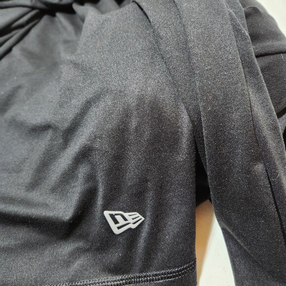 New Era Quarter-Zip Long Sleeve Shirt – Men’s Size Large | Black - Picture 8 of 8